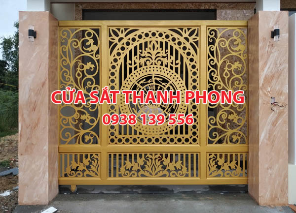 Mẫu cổng sắt CNC đẹp nghệ thuật