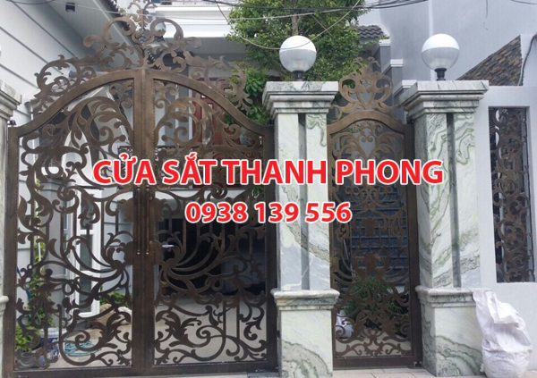 Mẫu cổng sắt CNC đẹp nghệ thuật