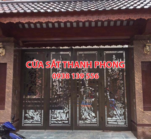 Mẫu cổng sắt CNC đẹp nghệ thuật