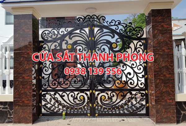Mẫu cổng sắt CNC đẹp nghệ thuật