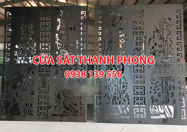 Mẫu cổng sắt CNC đẹp nghệ thuật